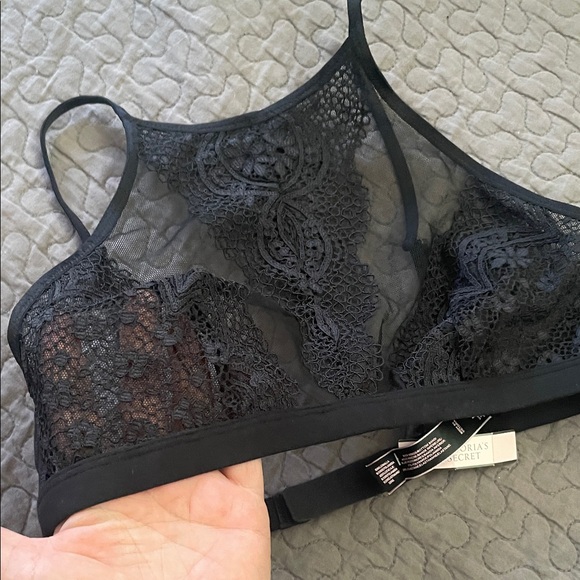 Victoria's Secret Body Collection Black Lace Mesh Sexy Bralette NWT Medium - Picture 8 of 9